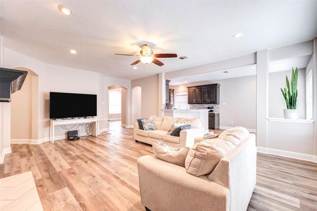 20827 Whitevine Way, Katy, TX 77450