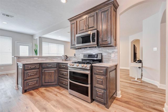 20827 Whitevine Way, Katy, TX 77450