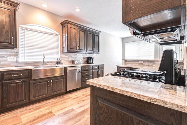 20827 Whitevine Way, Katy, TX 77450