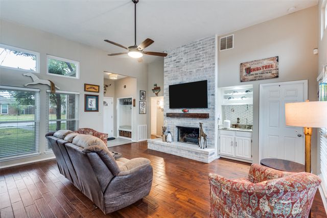 1612 Kesser Drive, Plano, TX 75025