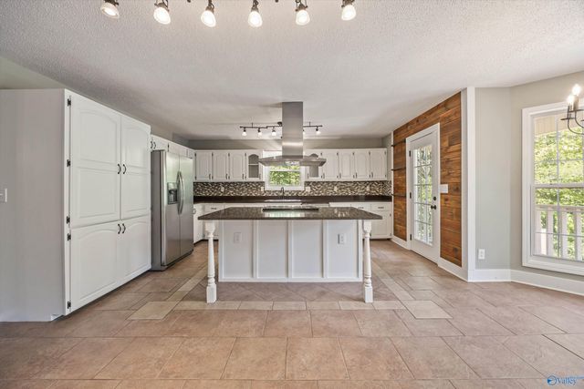 21336 Cairo Hollow Road, Athens, AL 35614