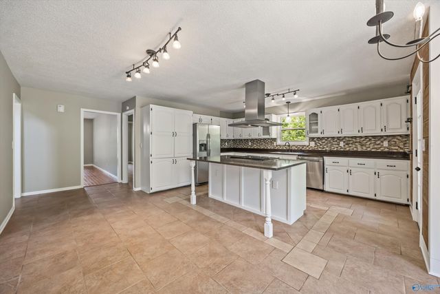 21336 Cairo Hollow Road, Athens, AL 35614