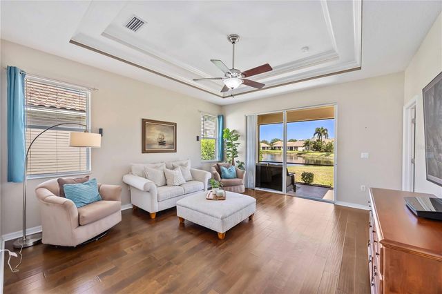 8769 MONTEREY BAY LOOP, Bradenton, FL 34212