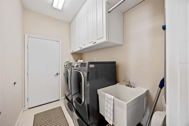 8769 MONTEREY BAY LOOP, Bradenton, FL 34212