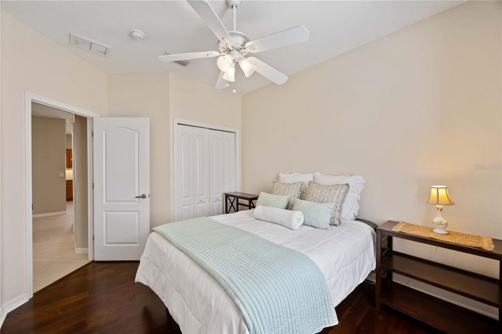 Image 31 of property listing at 8769 MONTEREY BAY LOOP, Bradenton, FL 34212