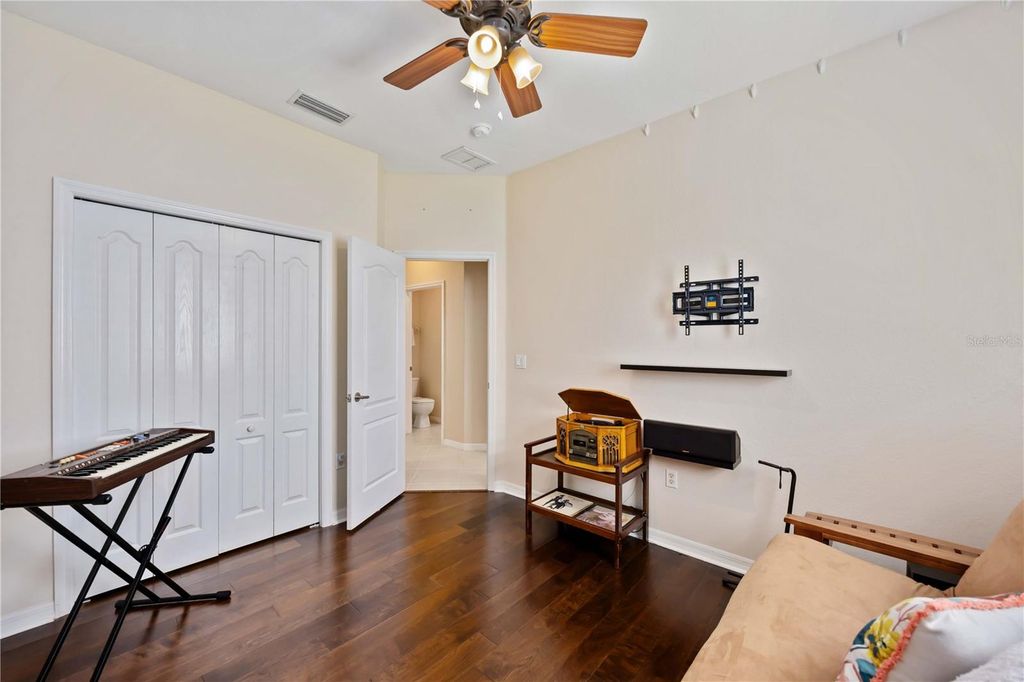 Image 34 of property listing at 8769 MONTEREY BAY LOOP, Bradenton, FL 34212