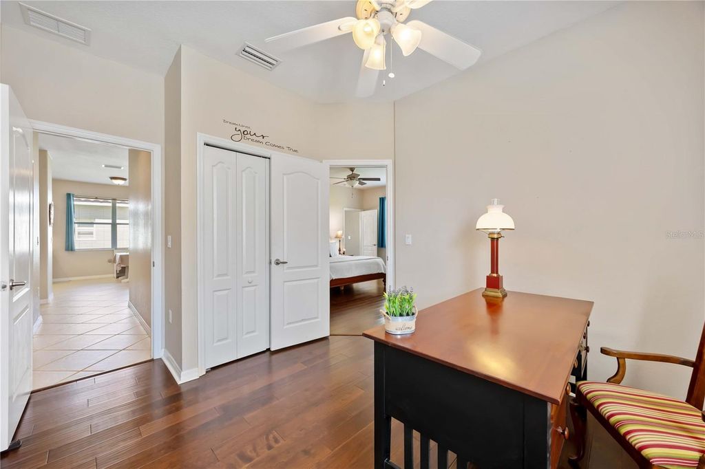 Image 35 of property listing at 8769 MONTEREY BAY LOOP, Bradenton, FL 34212