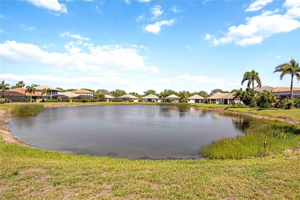 Image 42 of property listing at 8769 MONTEREY BAY LOOP, Bradenton, FL 34212