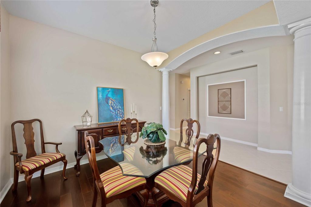 Image 10 of property listing at 8769 MONTEREY BAY LOOP, Bradenton, FL 34212