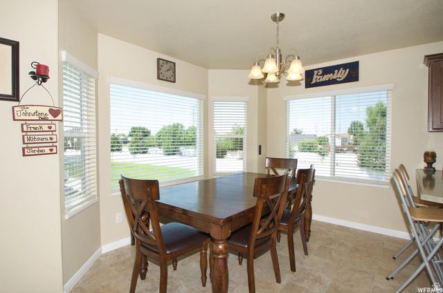 3176 W 5625 S, Roy, UT 84067