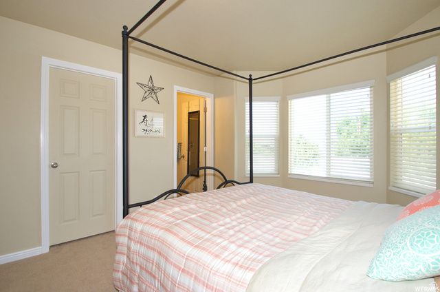 3176 W 5625 S, Roy, UT 84067