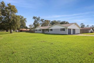 13525 Leaning Oaks Drive, Buna, TX 77713