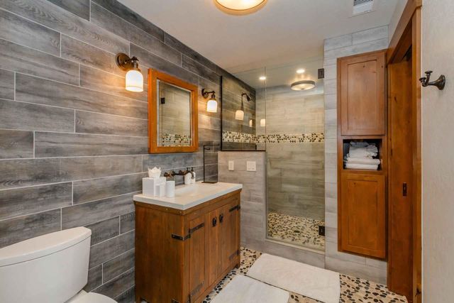 495 Lakeridge Court, Tahoma, CA 96142