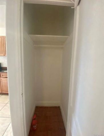 5024 39th Place, Sunnyside, NY 11104