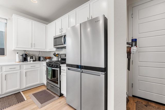21927 N 31st Place, Phoenix, AZ 85050