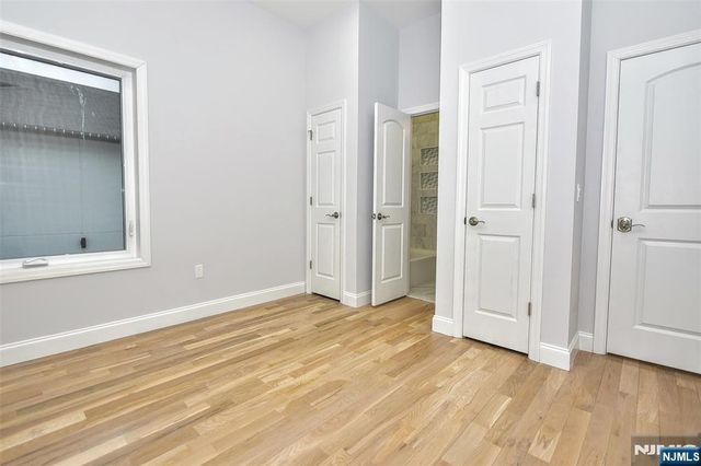 9-03 5th Street, Fair Lawn, NJ 07410