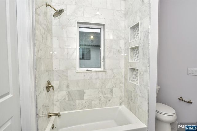 9-03 5th Street, Fair Lawn, NJ 07410