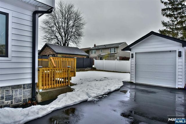 9-03 5th Street, Fair Lawn, NJ 07410