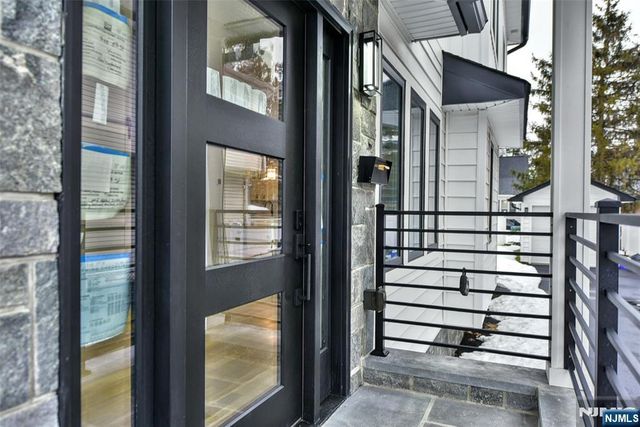 9-03 5th Street, Fair Lawn, NJ 07410