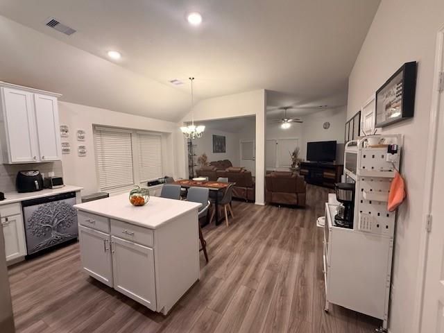 10318 Greenhorn Lane, Rosharon, TX 77583