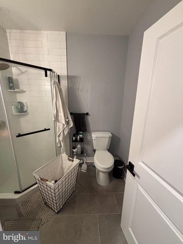 1921 S CROSKEY ST, Philadelphia, PA 19145