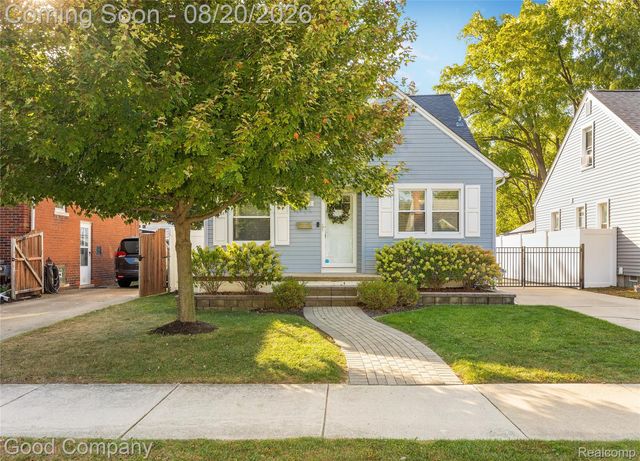 1701 N Altadena Avenue, Royal Oak, MI 48067