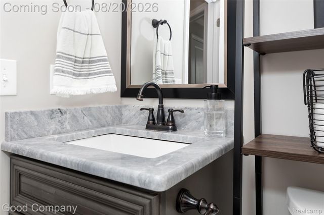1701 N Altadena Avenue, Royal Oak, MI 48067