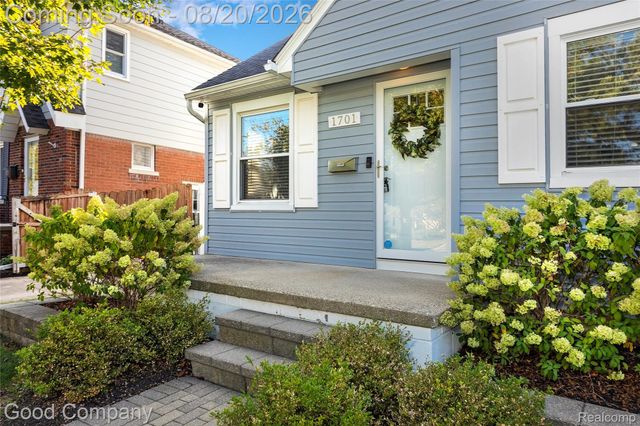 1701 N Altadena Avenue, Royal Oak, MI 48067