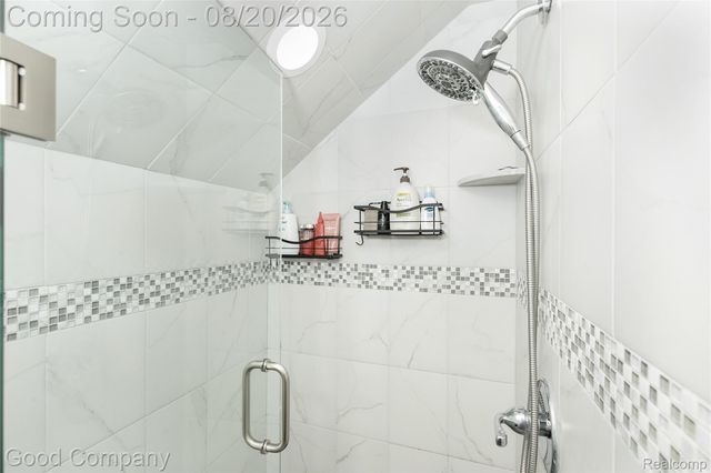 1701 N Altadena Avenue, Royal Oak, MI 48067
