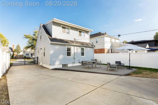 1701 N Altadena Avenue, Royal Oak, MI 48067