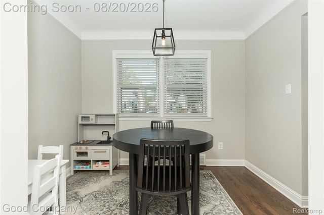 1701 N Altadena Avenue, Royal Oak, MI 48067