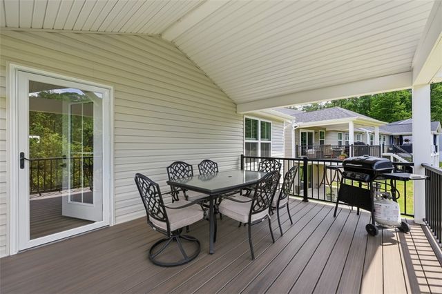 789 Oliver St, Lancaster Twp, PA 16037