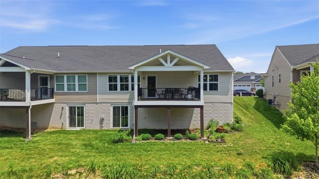 789 Oliver St, Lancaster Twp, PA 16037