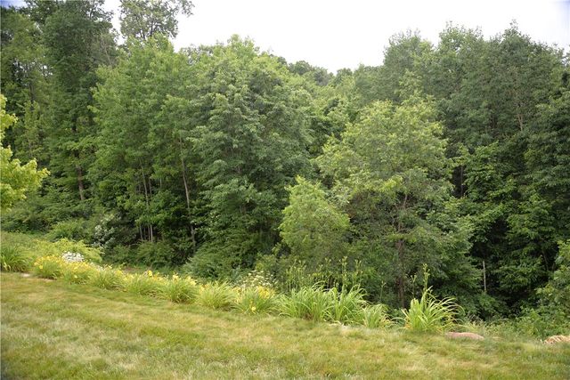 789 Oliver St, Lancaster Twp, PA 16037