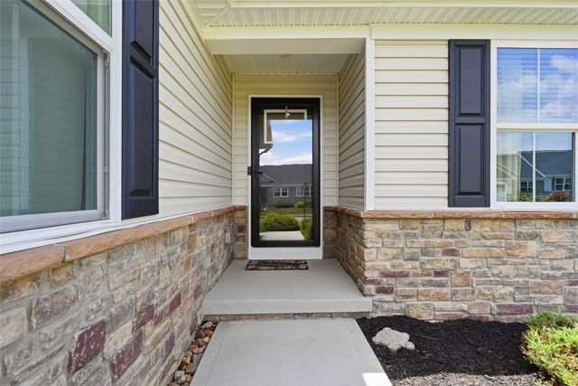 789 Oliver St, Lancaster Twp, PA 16037