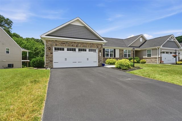 789 Oliver St, Lancaster Twp, PA 16037