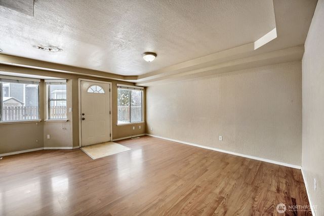 27610 26th Avenue S, Federal Way, WA 98003