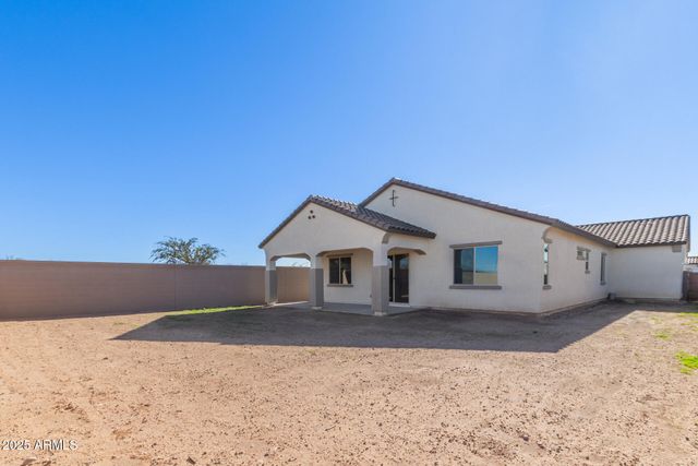 716 W Kingbird Drive, Queen Creek, AZ 85140