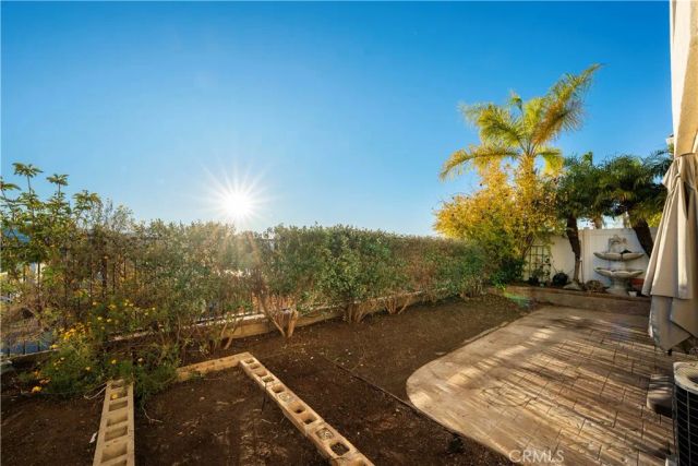 24332 Lorenzo, Valencia, CA 91355