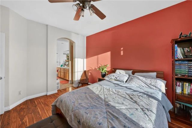 24332 Lorenzo, Valencia, CA 91355