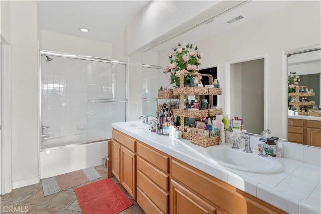 24332 Lorenzo, Valencia, CA 91355