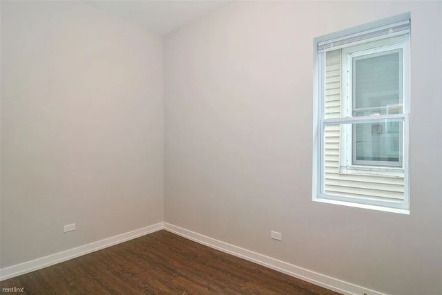 1922 N Rockwell Street 2, Chicago, IL 60647