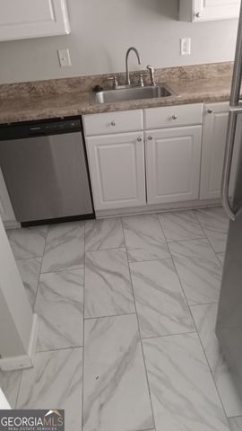 590 Northridge Crossing Drive, Sandy Springs, GA 30350