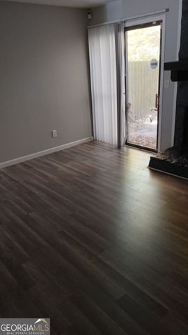 590 Northridge Crossing Drive, Sandy Springs, GA 30350