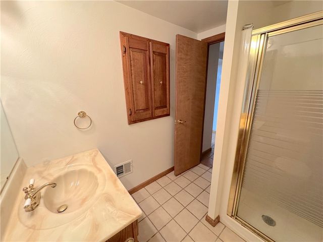 214 Madison Ave, Sewickley Twp, PA 15637