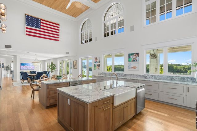 7313 PELICAN ISLAND DRIVE, Tampa, FL 33634