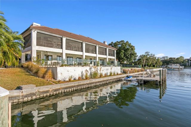 7313 PELICAN ISLAND DRIVE, Tampa, FL 33634