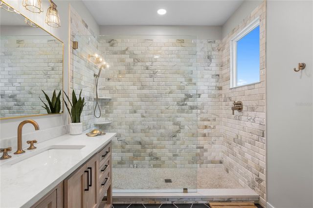 7313 PELICAN ISLAND DRIVE, Tampa, FL 33634