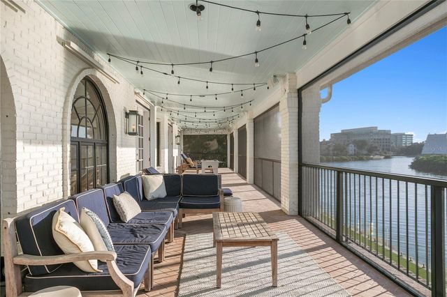 7313 PELICAN ISLAND DRIVE, Tampa, FL 33634