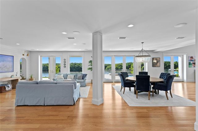 7313 PELICAN ISLAND DRIVE, Tampa, FL 33634